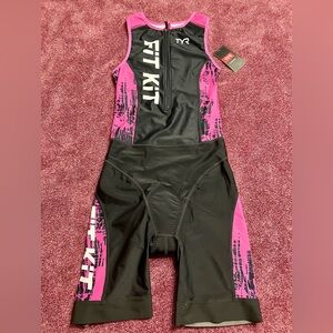 TYR “Fit Kit” Triathlon Suit - Black and Pink. Wo